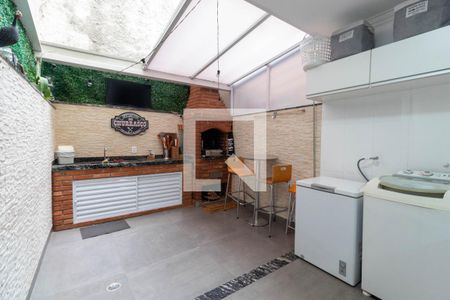 Casa à venda com 137m², 2 quartos e 2 vagas Casa à venda com 137m², 2 quartos e 2 vagasLavanderia