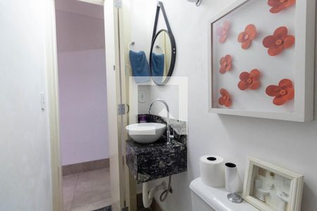 Casa à venda com 137m², 2 quartos e 2 vagas Casa à venda com 137m², 2 quartos e 2 vagasLavabo