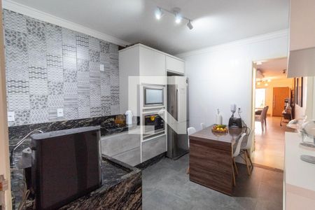 Casa à venda com 137m², 2 quartos e 2 vagas Casa à venda com 137m², 2 quartos e 2 vagasCozinha