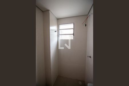 Apartamento para alugar com 39m², 2 quartos e sem vagaBanheiro
