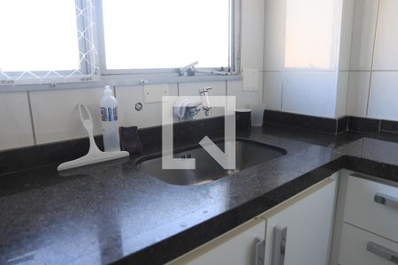 Apartamento à venda com 68m², 2 quartos e 2 vagasCozinha