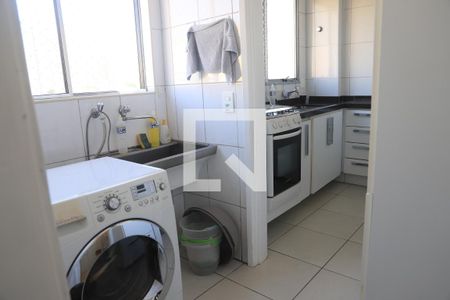 Apartamento à venda com 68m², 2 quartos e 2 vagasÁrea de Serviço