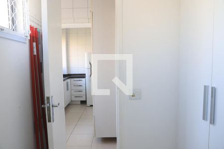 Apartamento à venda com 68m², 2 quartos e 2 vagasQuarto de Serviço