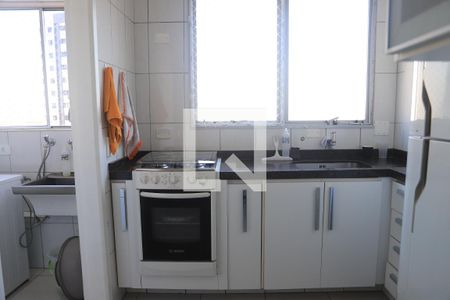 Apartamento à venda com 68m², 2 quartos e 2 vagasCozinha