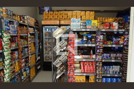 Apartamento para alugar com 78m², 2 quartos e 2 vagasMercadinho