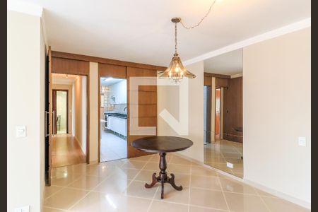 Apartamento à venda com 92m², 3 quartos e 1 vaga Apartamento à venda com 92m², 3 quartos e 1 vagaSala