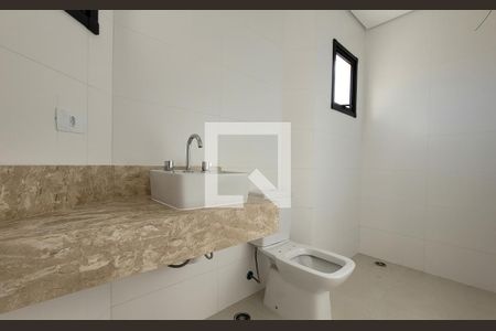 Apartamento à venda com 70m², 2 quartos e 2 vagasBanheiro da suíte