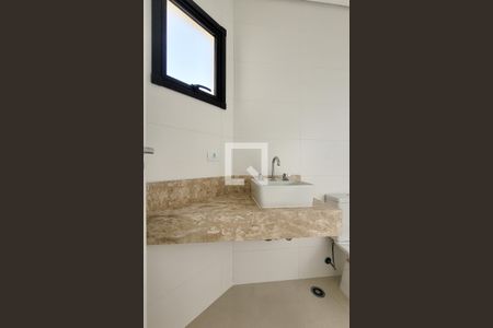 Apartamento à venda com 70m², 2 quartos e 2 vagasBanheiro da suíte