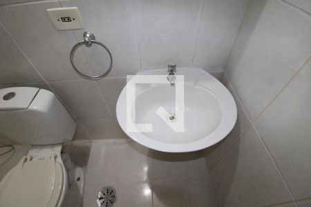 Banheiro de apartamento para alugar com 1 quarto, 47m² em Lauzane Paulista, São Paulo