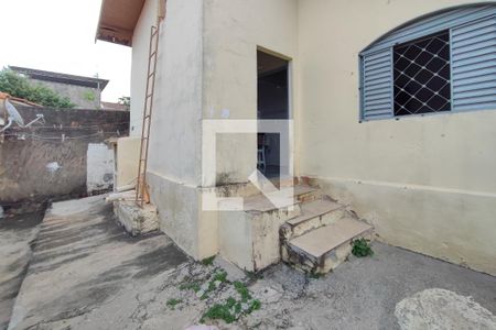 Casa para alugar com 120m², 2 quartos e 3 vagas Casa para alugar com 120m², 2 quartos e 3 vagasQuintal