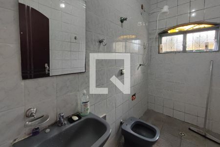 Casa para alugar com 120m², 2 quartos e 3 vagas Casa para alugar com 120m², 2 quartos e 3 vagasBanheiro