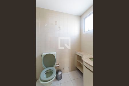 Banheiro de apartamento para alugar com 2 quartos, 70m² em Indianópolis, São Paulo