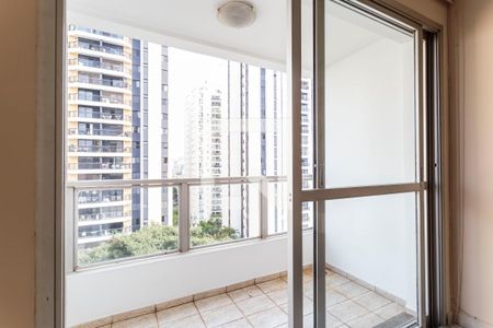 Varanda de apartamento para alugar com 2 quartos, 70m² em Indianópolis, São Paulo