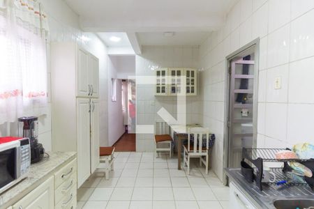 Casa à venda com 100m², 2 quartos e sem vaga Casa à venda com 100m², 2 quartos e sem vagaCozinha