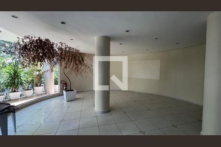 Área comum de apartamento para alugar com 3 quartos, 157m² em Cerqueira César, São Paulo
