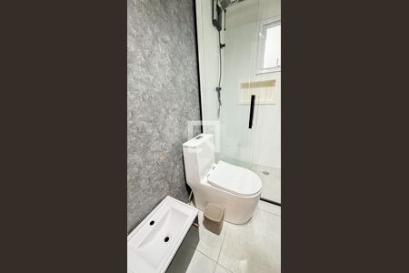 Apartamento à venda com 100m², 2 quartos e 1 vagaBanheiro da Suíte