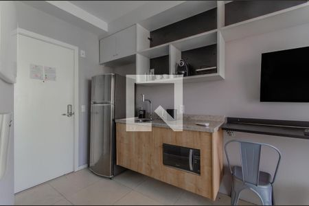 Cozinha de kitnet/studio para alugar com 1 quarto, 26m² em Sé, São Paulo