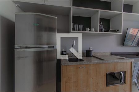 Cozinha de kitnet/studio para alugar com 1 quarto, 26m² em Sé, São Paulo