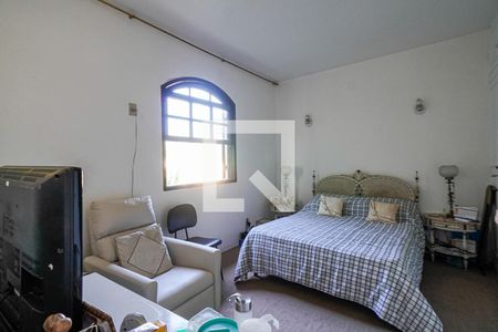 Casa de condomínio à venda com 450m², 4 quartos e 2 vagasQuarto 3