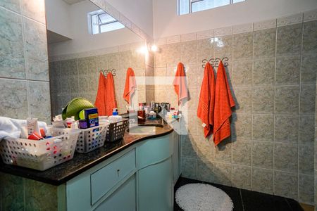 Casa de condomínio à venda com 450m², 4 quartos e 2 vagasBanheiro da Quarto 3