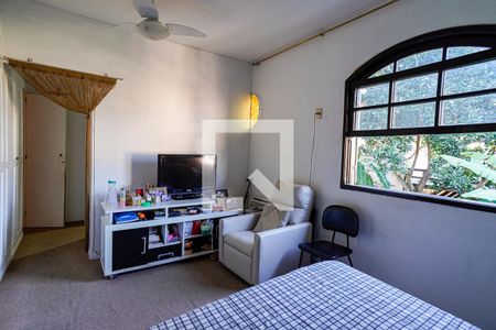 Casa de condomínio à venda com 450m², 4 quartos e 2 vagasQuarto 3