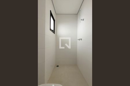 Apartamento à venda com 100m², 2 quartos e 2 vagasBanheiro da suíte