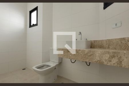 Apartamento à venda com 100m², 2 quartos e 2 vagasBanheiro da suíte