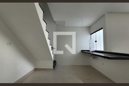 Apartamento à venda com 100m², 2 quartos e 2 vagasCozinha