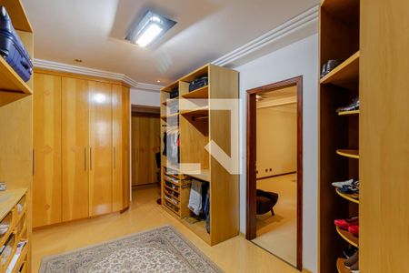 Apartamento à venda com 300m², 4 quartos e 4 vagasSuíte 2