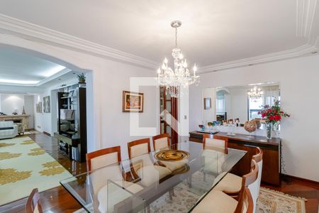 Apartamento à venda com 300m², 4 quartos e 4 vagasSala de Jantar