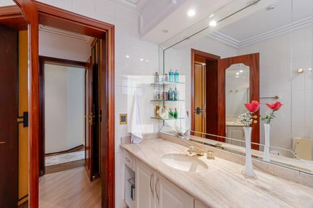 Apartamento à venda com 300m², 4 quartos e 4 vagasBanheiro da Suíte 3