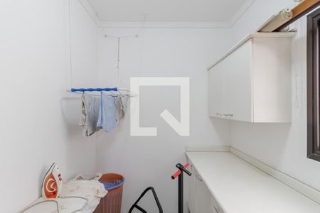 Apartamento à venda com 300m², 4 quartos e 4 vagasQuarto de Serviço 2