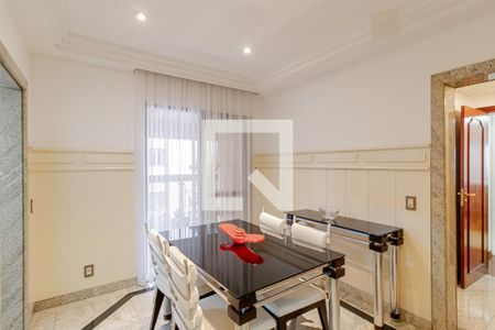 Apartamento à venda com 300m², 4 quartos e 4 vagasCopa