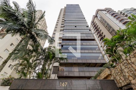 Apartamento à venda com 300m², 4 quartos e 4 vagasFachada