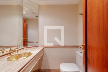 Apartamento à venda com 300m², 4 quartos e 4 vagasLavabo