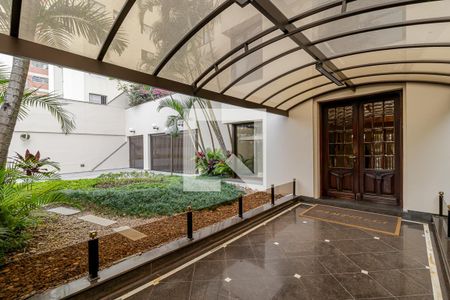 Apartamento à venda com 300m², 4 quartos e 4 vagasEntrada 