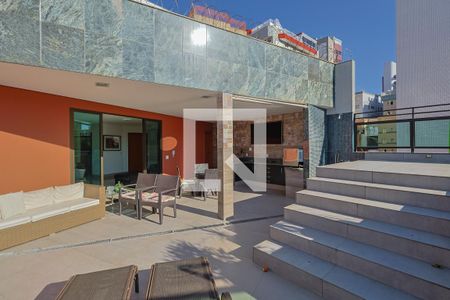 Apartamento à venda com 221m², 4 quartos e 4 vagasVaranda