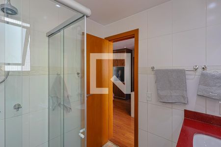 Apartamento à venda com 221m², 4 quartos e 4 vagasBanheiro 2