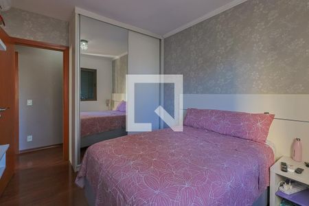 Apartamento à venda com 221m², 4 quartos e 4 vagasQuarto 2