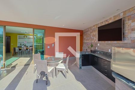 Apartamento à venda com 221m², 4 quartos e 4 vagasVaranda