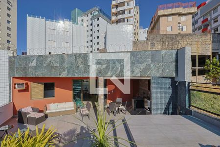 Apartamento à venda com 221m², 4 quartos e 4 vagasVaranda