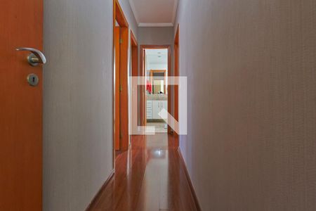 Apartamento à venda com 221m², 4 quartos e 4 vagasCorredor