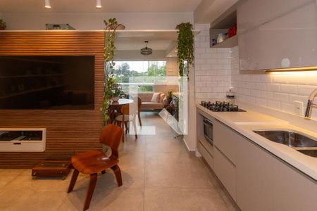 Sala/Cozinha de apartamento à venda com 2 quartos, 57m² em Vila Andrade, São Paulo