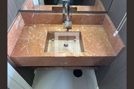 Apartamento para alugar com 200m², 3 quartos e 3 vagasLavabo 1