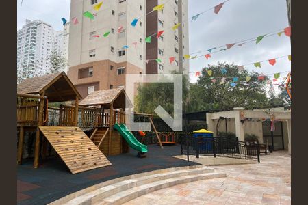 Apartamento para alugar com 200m², 3 quartos e 3 vagasÁrea comum - Playground