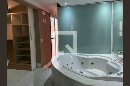 Apartamento para alugar com 200m², 3 quartos e 3 vagasBanheiro da Suíte 2