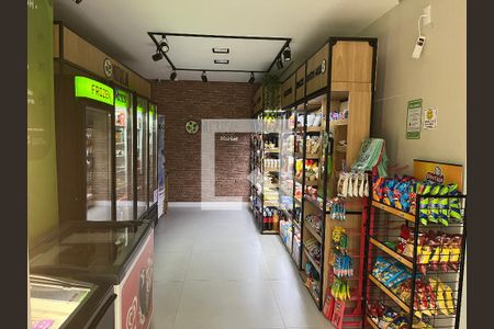 Apartamento para alugar com 200m², 3 quartos e 3 vagasMercadinho