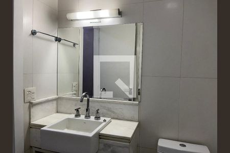 Apartamento para alugar com 200m², 3 quartos e 3 vagasBanheiro da Suíte 1