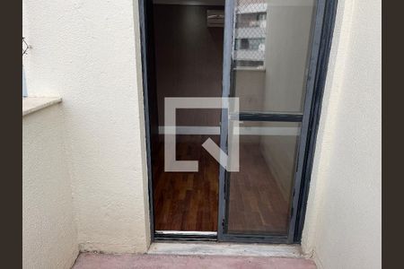 Apartamento para alugar com 200m², 3 quartos e 3 vagasSuíte 2