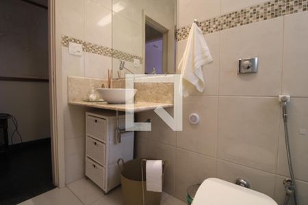 Casa à venda com 145m², 3 quartos e 1 vagaBanheiro